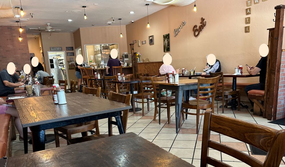 The Twins Restaurant