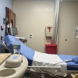 Oak Hill Hospital - Emergency room # 2 (Pediatrics)