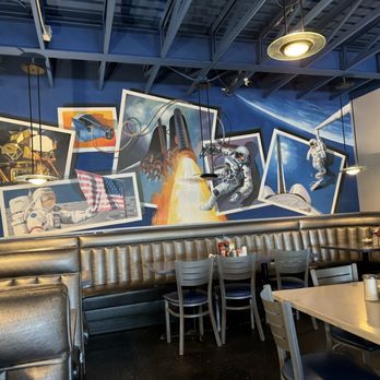 Space Age Restaurant and Bar - Breakfast & Brunch Near Me - Gila Bend, Arizona