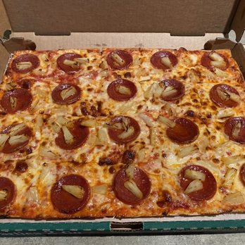 Ledo Pizza - 14" pizza with pepperoni and pineapple - Pizza Near Me - Washington, DC, District of Columbia