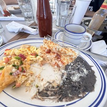 Beau's Tiny Diner - Diners Near Me - San Antonio, Texas