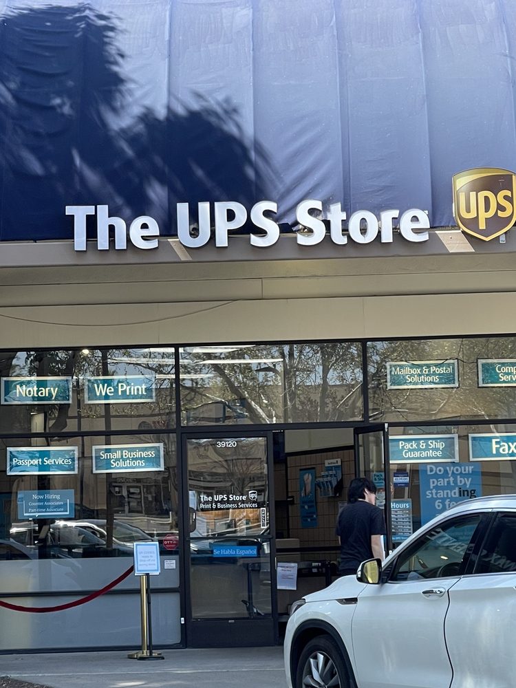 THE UPS STORE 30 Photos & 370 Reviews 39120 Argonaut Way, Fremont