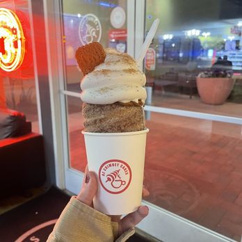 AZ Chimney Cakes - lotus biscoff - Chimney Cakes Near Me - Mesa, Arizona