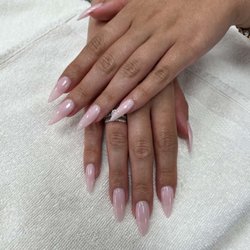 Nails & Beyond