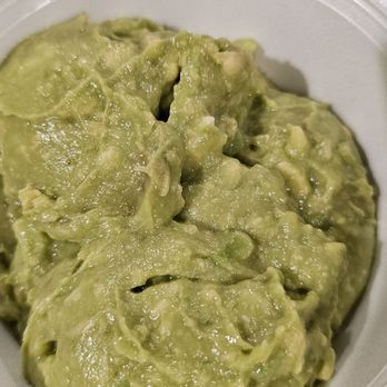 El Pollo Ranchero - 8oz guacumole - Barbeque Near Me - Jourdanton, Texas El Pollo Ranchero - 8oz guacumole - Barbeque Near Me - Jourdanton, Texas