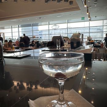Centurion Lounge DCA - Haku hanami - Airport Lounges Near Me - Arlington, Virginia Centurion Lounge DCA - Haku hanami - Airport Lounges Near Me - Arlington, Virginia
