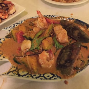 Divine Thai - Seafood pumpkin curry - Thai Near Me - Grover Beach, California Divine Thai - Seafood pumpkin curry - Thai Near Me - Grover Beach, California