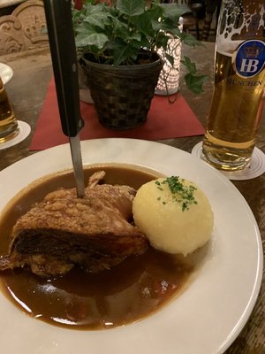 Hofbräukeller by null