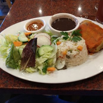 Luna de Xelaju Restaurant - Chile relleno plate - Latin American Near Me - San Rafael, California Luna de Xelaju Restaurant - Chile relleno plate - Latin American Near Me - San Rafael, California