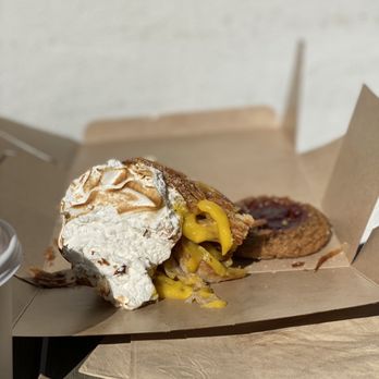 Rye Goods - Lemon curd morning bun, thumb print cookie - Bakeries Near Me - Newport Beach, California Rye Goods - Lemon curd morning bun, thumb print cookie - Bakeries Near Me - Newport Beach, California