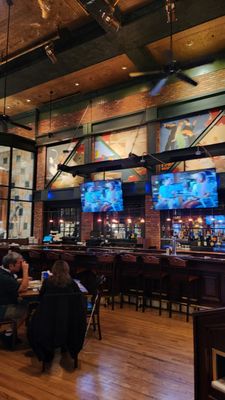 Triple 7 Restaurant and Microbrewery by null