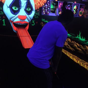 Monster Mini Golf - The last hole! Of course there should be a clown at the end - Mini Golf Near Me - Pembroke Pines, Florida Monster Mini Golf - The last hole! Of course there should be a clown at the end - Mini Golf Near Me - Pembroke Pines, Florida