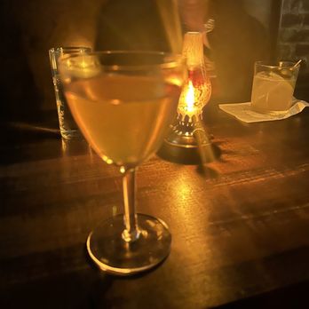 The Roost - Chocolate martini. Don't let the look fool you. The chocolate flavor is amazing - Speakeasies Near Me - Sacramento, California The Roost - Chocolate martini. Don't let the look fool you. The chocolate flavor is amazing - Speakeasies Near Me - Sacramento, California