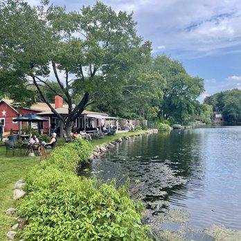Gyp's Tavern - Lakefront seating - Bars Near Me - Branchville, New Jersey
