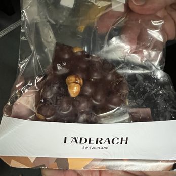 Läderach chocolatier suisse - Dark chocolate with almonds - Chocolatiers & Shops Near Me - Boston, Massachusetts