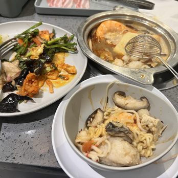 Shabu En - Noodles, shrimp, hot pot. - Hot Pot Near Me - Houston, Texas Shabu En - Noodles, shrimp, hot pot. - Hot Pot Near Me - Houston, Texas