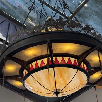 Cameron Trading Post - Ceiling light - Hotels Near Me - Cameron, Arizona Cameron Trading Post - Ceiling light - Hotels Near Me - Cameron, Arizona