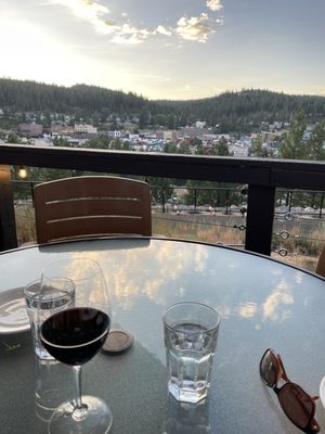 Cottonwood Restaurant & Bar by null