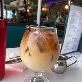 Hi-Lo Diner - Diners Near Me - Minneapolis, Minnesota
