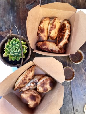 Buena Onda Empanadas | Restaurant • Catering • Events by null