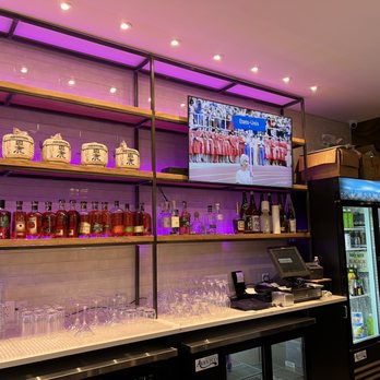 Kusshi - Bar - Sushi Bars Near Me - Arlington, Virginia Kusshi - Bar - Sushi Bars Near Me - Arlington, Virginia