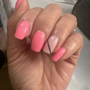 Sisters Nails & Spa - Nail Salons Near Me - Everett, Washington