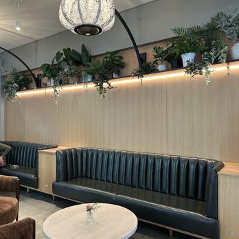 Macrina Bakery - Lounge seats - Bakeries Near Me - Mercer Island, Washington Macrina Bakery - Lounge seats - Bakeries Near Me - Mercer Island, Washington