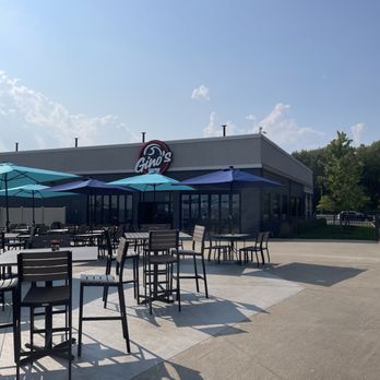 Gino's Surf - Breakfast & Brunch Near Me - Harrison Township, Michigan