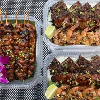 Lolo’s - Chicken skewers and 3 meat plates - Street Vendors Near Me