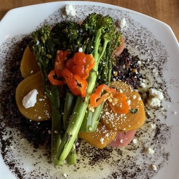 Royal River Grill House - Heirloom Beets and Grains - Steakhouses Near Me - Yarmouth, Maine