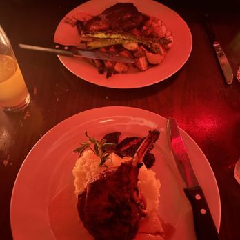 SWeL Restaurant - Pork Chop and steak - New American Near Me - Seattle, Washington SWeL Restaurant - Pork Chop and steak - New American Near Me - Seattle, Washington