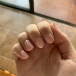 Gel manicure 3 days after