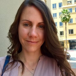 I really don't do selfies but I am super happy with my haircut and style by Frine. I really don't do selfies but I am super happy with my haircut and style by Frine.