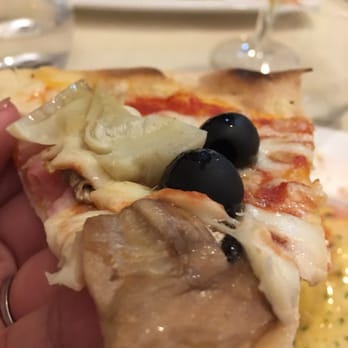 Da Lorenzo - Authentic Italian Pizza- hits the spot! - Wine Bars Near Me - Montecatini Terme, PT