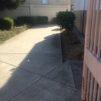 Guy Emanuele Jr Elementary - Walkway to the housing area behind the school - Elementary Schools Near Me - Union City, California Guy Emanuele Jr Elementary - Walkway to the housing area behind the school - Elementary Schools Near Me - Union City, California