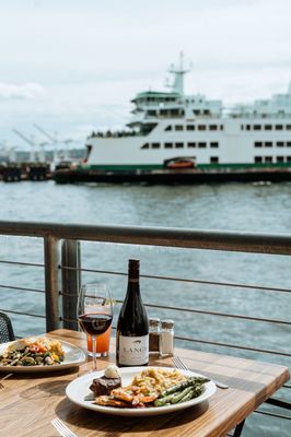 Ivar's Mukilteo Landing by null