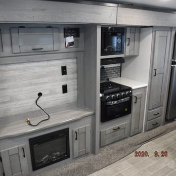 Kamper  Korner - RV Dealers Near Me - Dewitt, Iowa