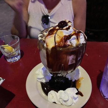Billygan's Roadhouse - Messy Sunday- it's amazing! - American Near Me - Vancouver, Washington Billygan's Roadhouse - Messy Sunday- it's amazing! - American Near Me - Vancouver, Washington