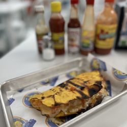 Mariscos El Submarino - El Gobernador Taco (~$8)