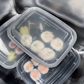 Kiyo Sushi & Sake - Neatly and sanitarily packaged in an insulated bag - bluefin tuna cut roll - spicy tuna cut roll - spicy salmon cut roll - Japanese Near Me - Irvine, California Kiyo Sushi & Sake - Neatly and sanitarily packaged in an insulated bag - bluefin tuna cut roll - spicy tuna cut roll - spicy salmon cut roll - Japanese Near Me - Irvine, California