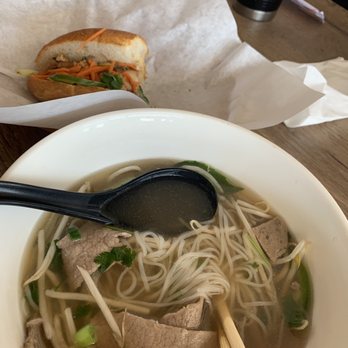 Phở 32 - Beef Pho and 1/2 chicken sandwich. - Vietnamese Near Me - Phoenix, Arizona Phở 32 - Beef Pho and 1/2 chicken sandwich. - Vietnamese Near Me - Phoenix, Arizona