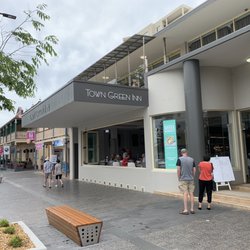 Town Green Inn - Entry facing mall area.