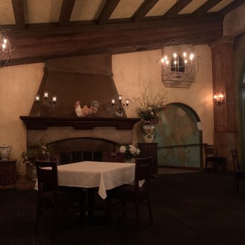 Vivace - Main dining area - Italian Near Me - Tucson, Arizona