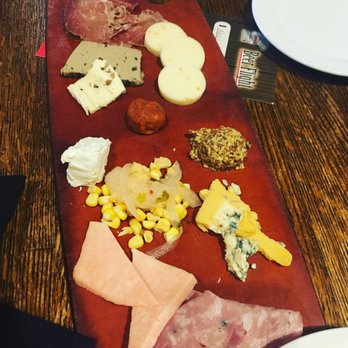 Horse Thief Hollow Brewing Co. - Local charcuterie board - Breweries Near Me - Chicago, Illinois Horse Thief Hollow Brewing Co. - Local charcuterie board - Breweries Near Me - Chicago, Illinois