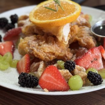 Corner Table - Chicken Croffle - Breakfast & Brunch Near Me - Redwood City, California
