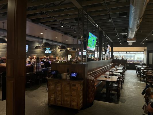 Bricks Kitchen & Pub by null