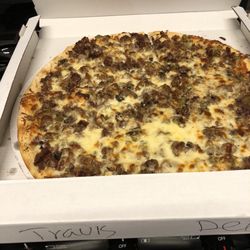 Rachetti's Cafe & Pizzeria - Georgia - NOT the pepperoni pizza we ordered