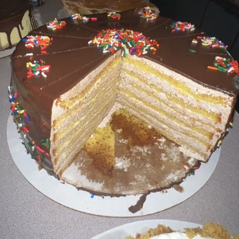 Blue Angel Diner - 7 Layer Cake - Diners Near Me - Plainview, New York
