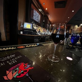 Sidebar Columbus - Pinot Noir - Lounges Near Me - Columbus, Ohio