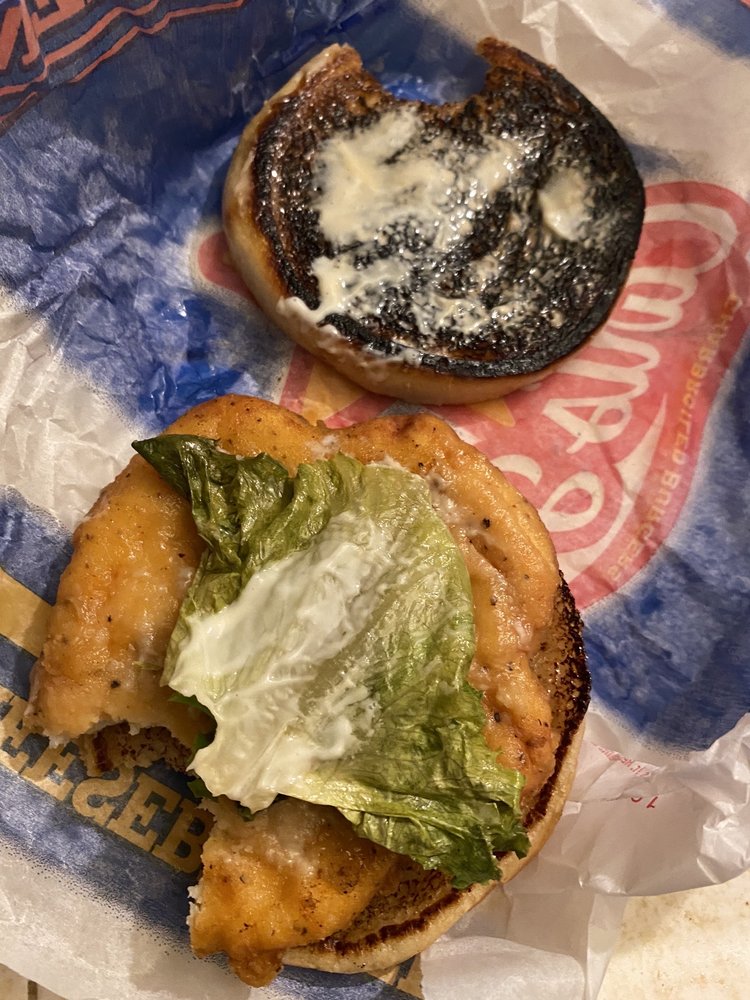 CARL’S JR Updated August 2024 27 Photos & 62 Reviews 6002 Beach